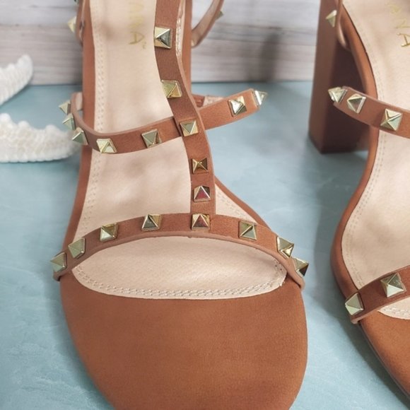 New! Studded Strappy Open Toe Cognac Chunk… - Picture 7 of 8